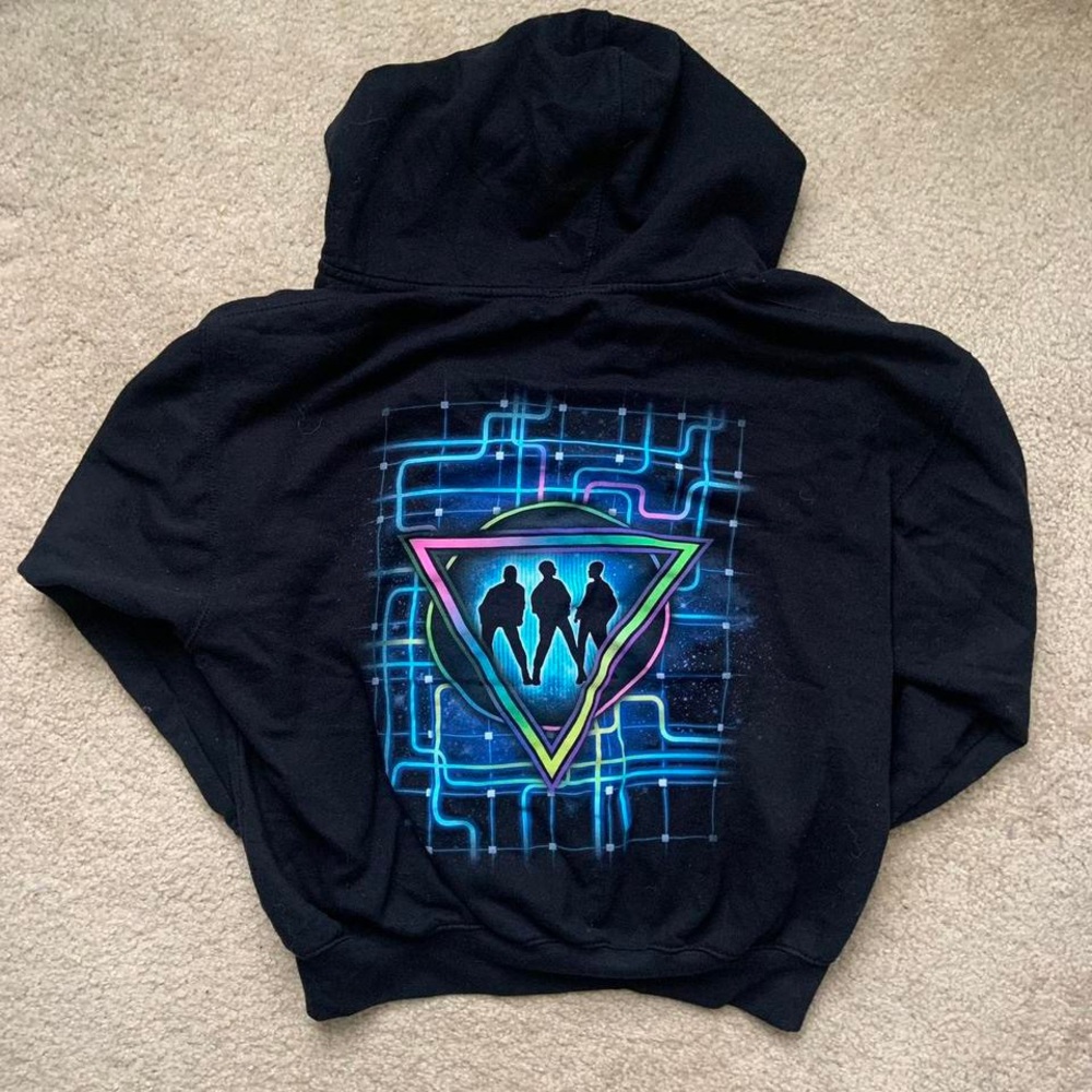 black design hoodie zip up